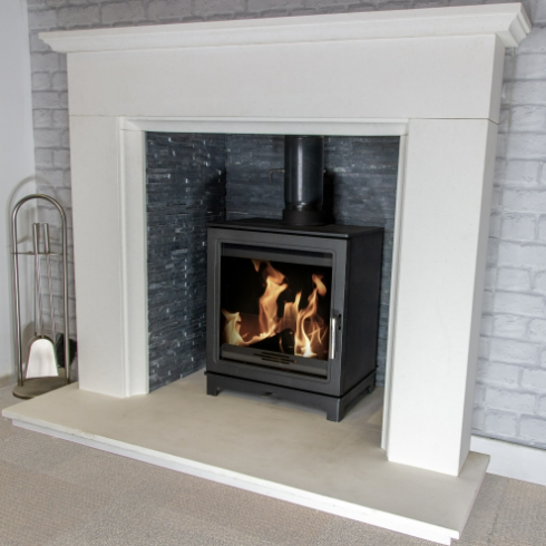 Mi-Fires Grisedale 5kW Wood Stove.  ECODesign 2022, Smoke Control Area Exempt, 80.4% Efficient at The Stove House Ltd. West Sussex.